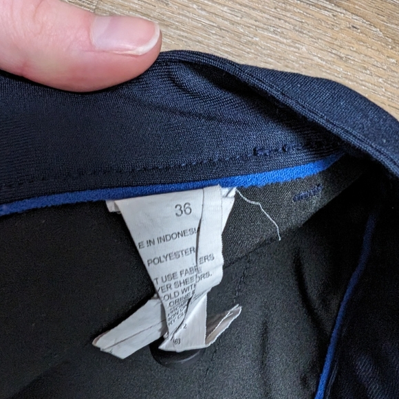 Men's Perry Ellis Stretch Solid Tech Shorts, Navy, Size 36 - Picture 4 of 4